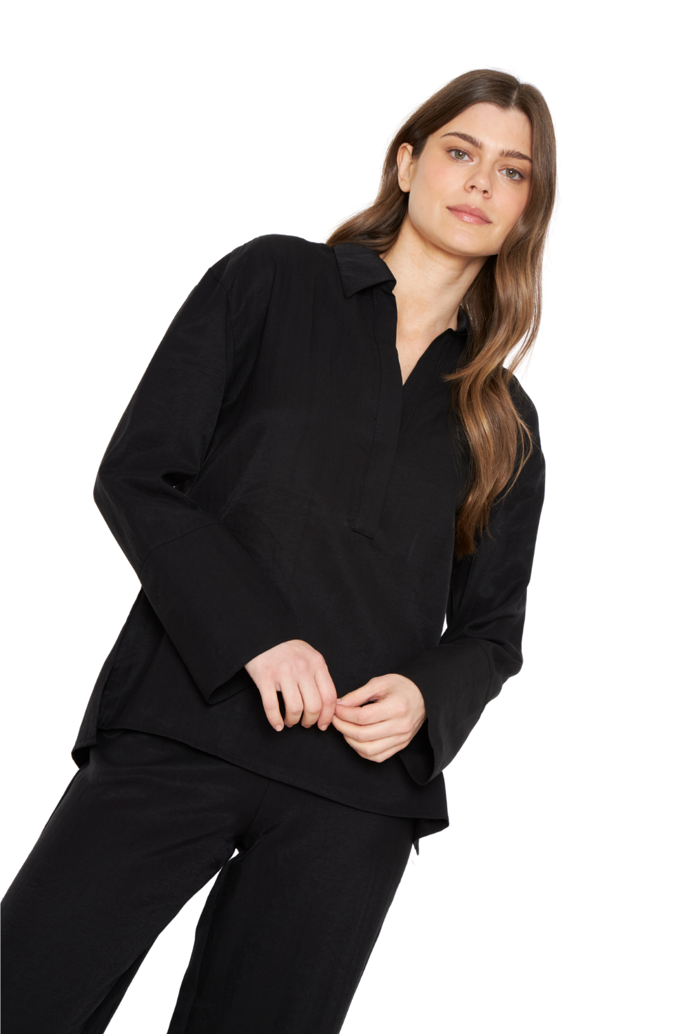 png_1500x1500_67466384